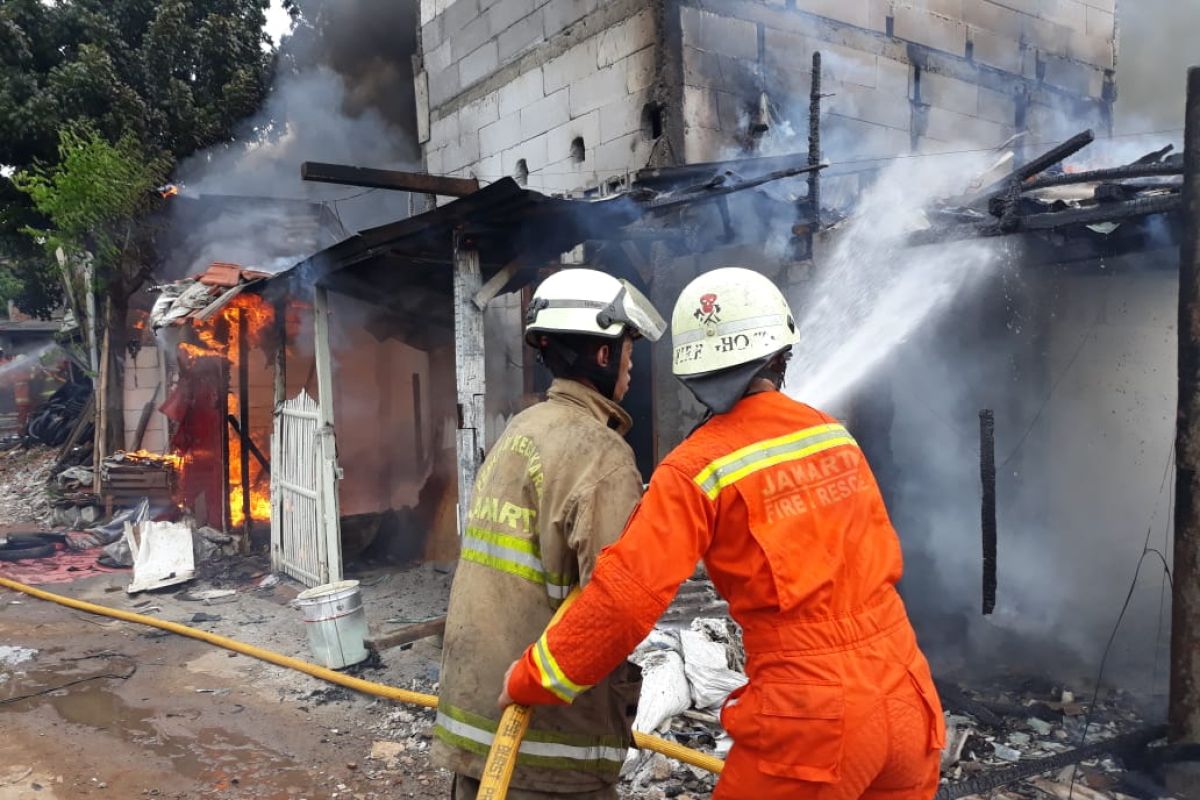 Kenali Pemicu Potensi Terjadinya Kebakaran Di Tempat Kerja